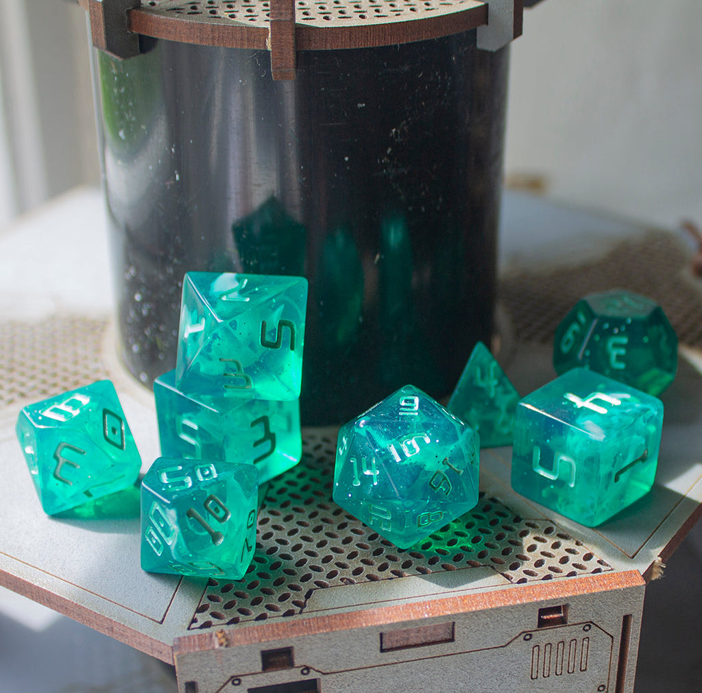 Starfarer 'Quasar' Green and White Sci-Fi RPG dice