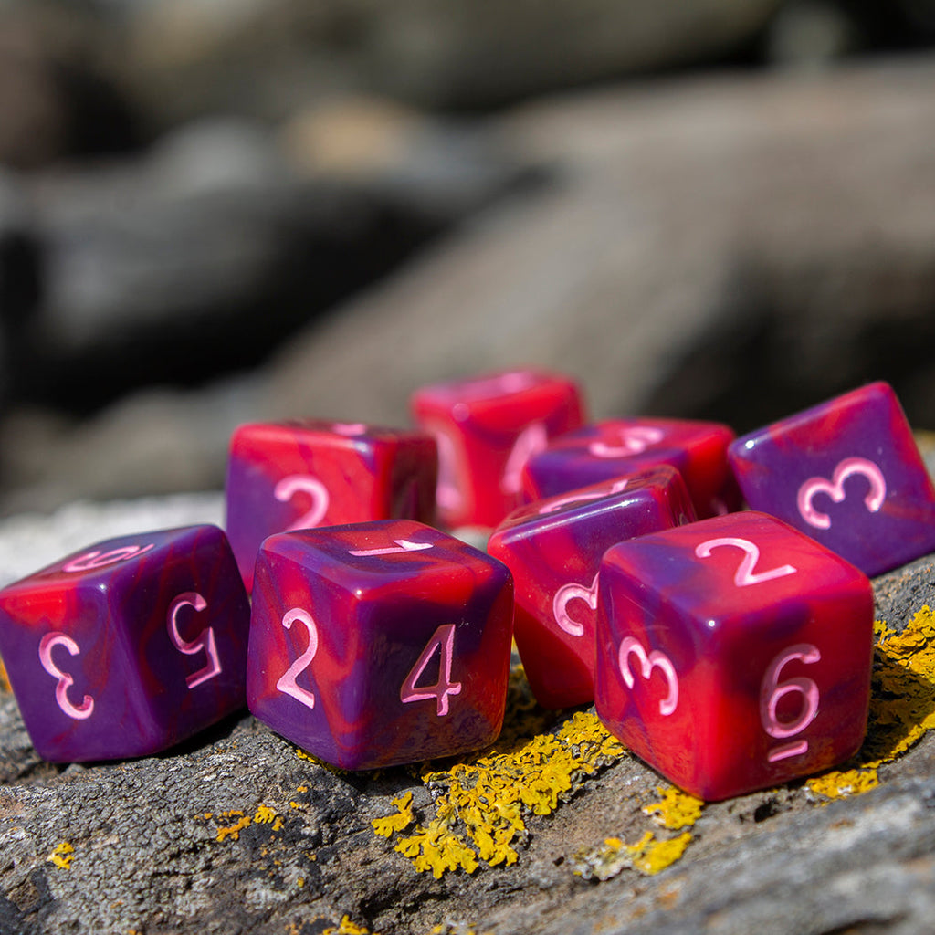 'Tiefling's Kiss' Red and Purple Marble 8 D6 Dice Set