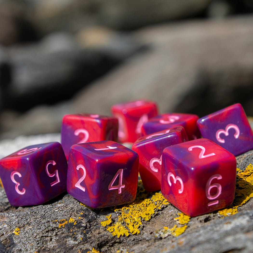 'Tiefling's Kiss' Red and Purple Marble 8 D6 Dice Set